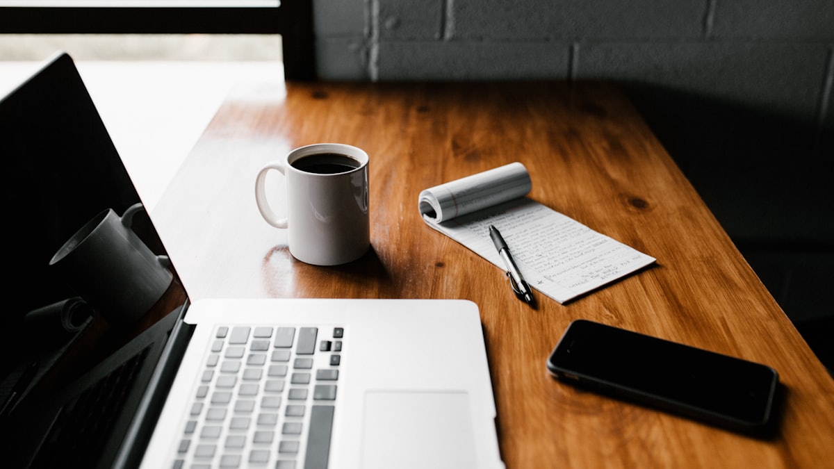 How to Write Blog Posts with an AI Chat Assistant